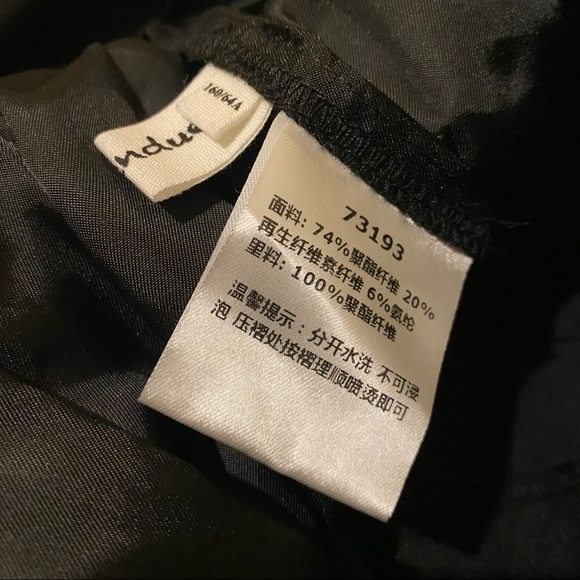 NWT~JUPE VENDUE Black Pleated Buckle Skirts Size Small - Picture 7 of 9